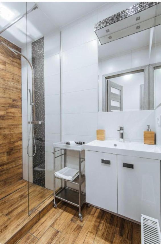 White Apartment Cracovia Esterno foto