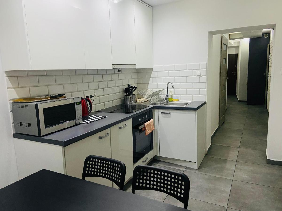 White Apartment Cracovia Esterno foto